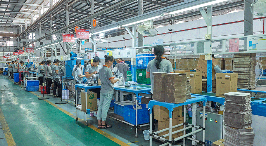 總裝車間生產線